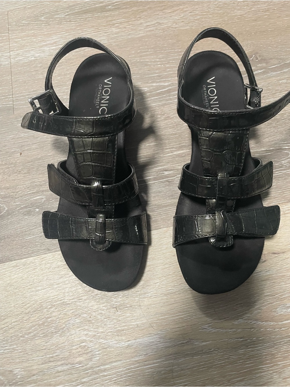 Vionic Black Croc-Embossed Triple-Strap Adjustable Sandals